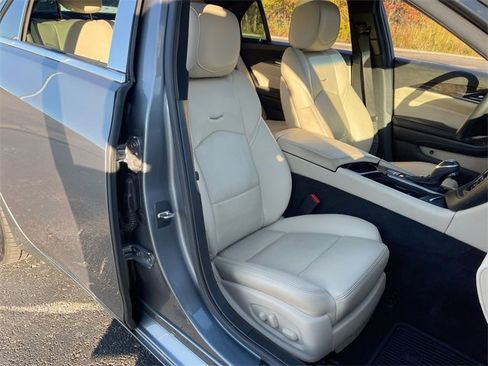 Certified 2018 Cadillac CTS Luxury image 29