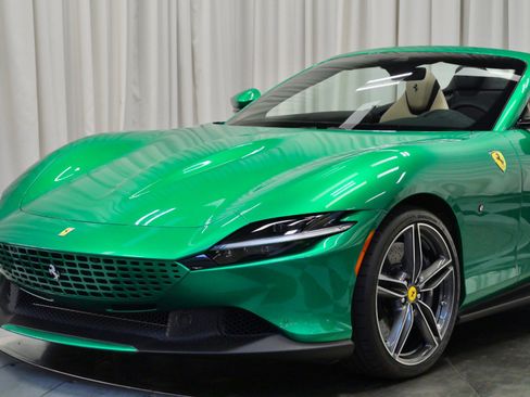 Used 2024 Ferrari Roma Spider image 35