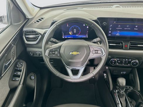 Used 2024 Chevrolet TrailBlazer LT w/ Convenience Package image 18