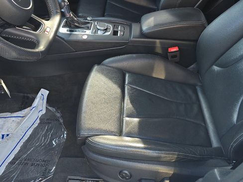 Used 2020 Audi S3 Premium image 3