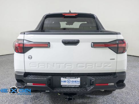 Used 2025 Hyundai Santa Cruz SEL AWD/4WD image 7