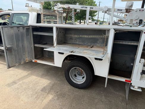 Used 2022 Ford F350 XL w/ Power Equipment Group AWD/4WD image 27