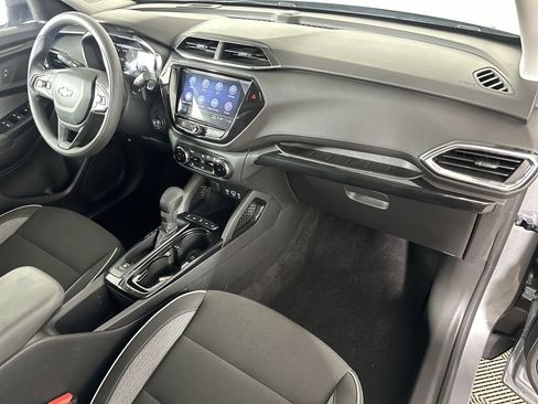 Used 2023 Chevrolet TrailBlazer LT w/ Convenience Package AWD/4WD image 30