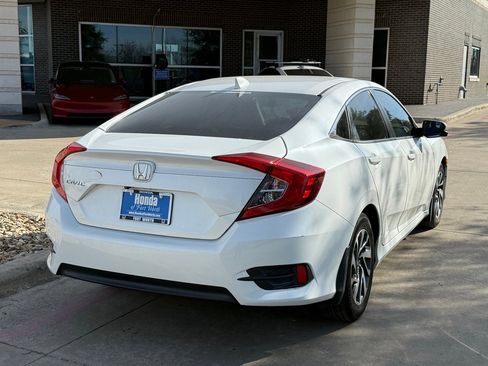 Used 2017 Honda Civic EX image 5