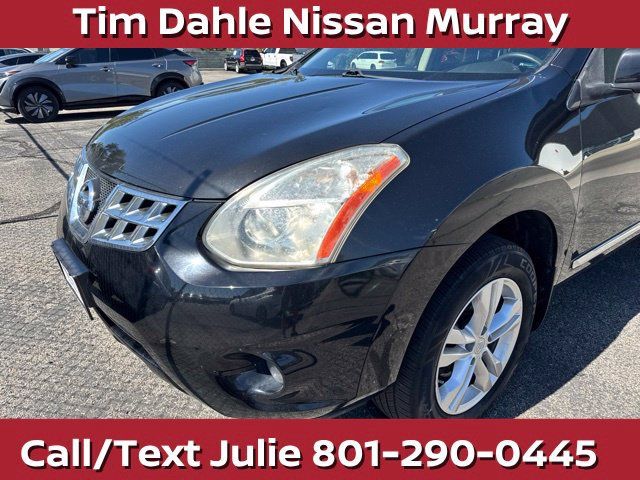 Used 2013 Nissan Rogue SV w/ Premium Pkg AWD/4WD image 25