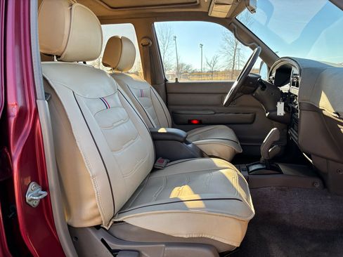 Used 1995 Toyota 4Runner SR5 image 8