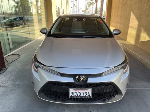 Used 2022 Toyota Corolla LE image 31