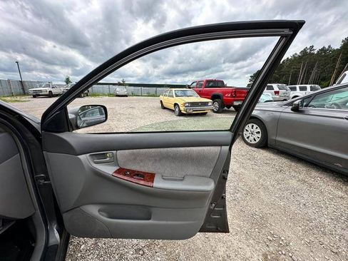 Used 2007 Toyota Corolla CE FWD image 32