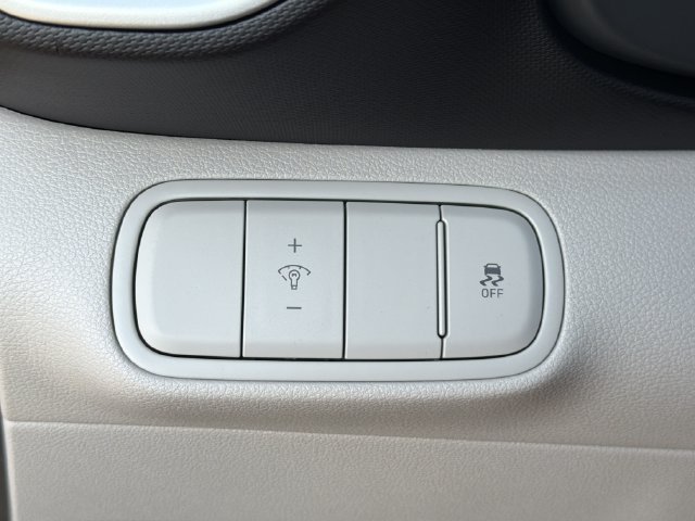 New 2026 Hyundai Venue SEL FWD image 34