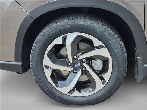 Used 2023 Subaru Forester Touring w/ Popular Package #3 AWD/4WD image 22