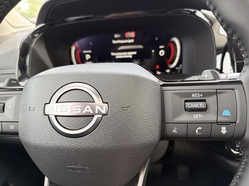 New 2026 Nissan Pathfinder Platinum AWD/4WD image 23