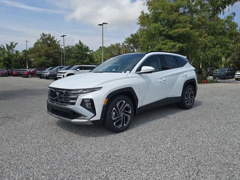 New 2026 Hyundai Tucson Limited FWD image 2