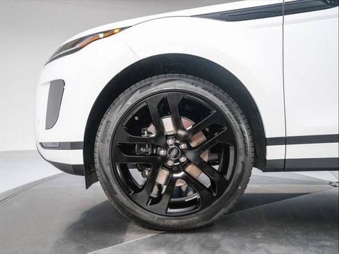 Used 2026 Land Rover Range Rover Evoque S AWD/4WD image 10