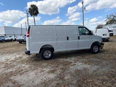 New 2026 Chevrolet Express 2500 Work Van 3D Cargo Van w/ Driver Convenience Package RWD image 17