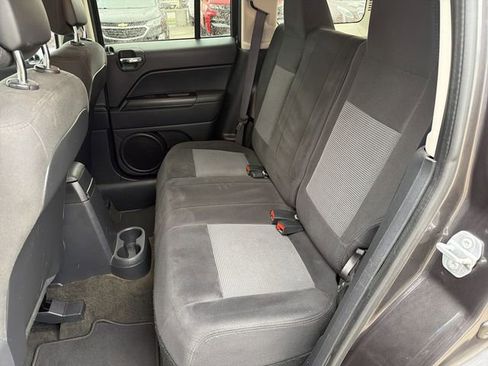 Used 2016 Jeep Patriot Latitude image 22