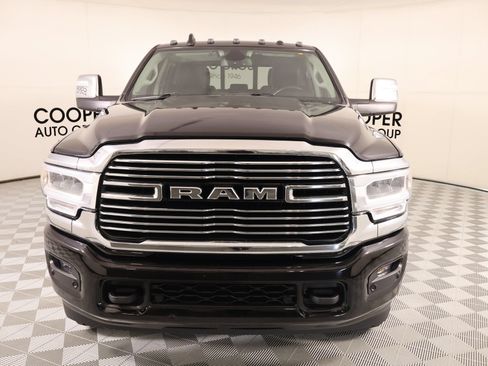 Used 2023 RAM 2500 Laramie AWD/4WD image 10
