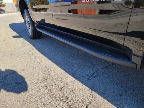 Used 2016 Chevrolet Suburban 3500 LS w/ Driver Alert Package image 28