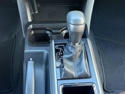 Used 2019 Toyota Tacoma Limited RWD image 20