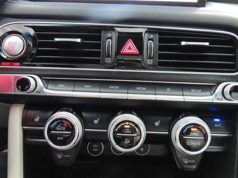 Used 2022 Genesis G70 2.0T w/ Prestige Package image 24