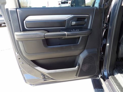 Used 2020 RAM 3500 Tradesman w/ Chrome Appearance Group image 29