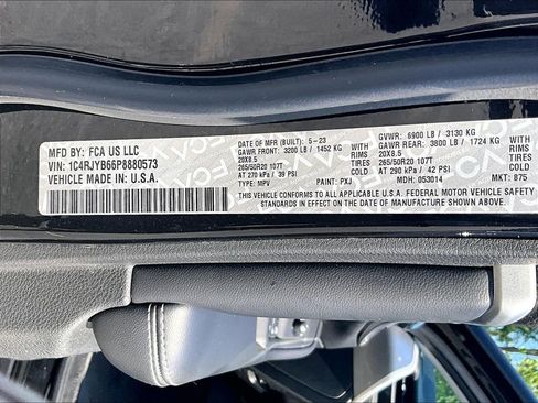 Used 2023 Jeep Grand Cherokee 4WD 4xe w/ Luxury Tech Group II image 36