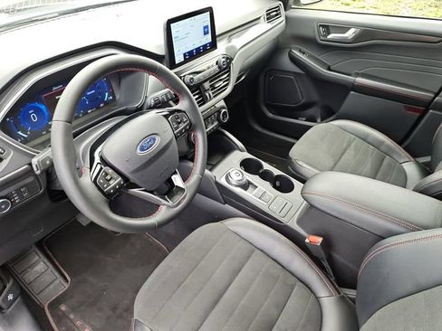 Used 2022 Ford Escape SEL w/ SEL Stealth AWD Package image 15