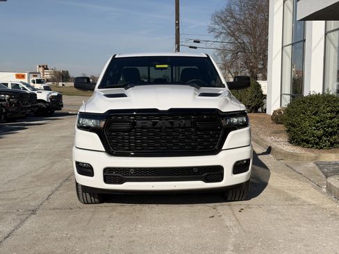 New 2026 RAM 1500 Express image 17