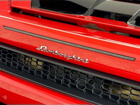 Used 2018 Lamborghini Huracan LP 580-2 image 31