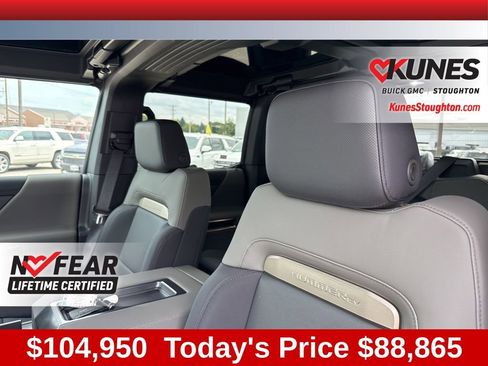 New 2025 GMC Hummer EV 2X w/ LPO, Dark Essentials Package image 25