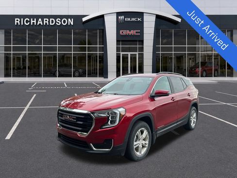Used 2022 GMC Terrain SLE w/ Driver Convenience Package AWD/4WD image 1