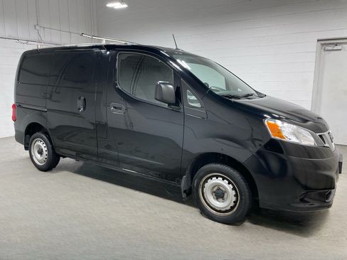 Used 2020 Nissan NV200 S FWD image 3