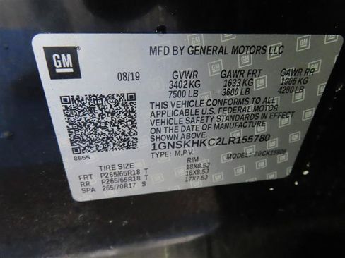 Used 2020 Chevrolet Suburban LT AWD/4WD image 32