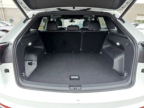 Certified 2024 Volkswagen Atlas Cross Sport SEL R-Line image 32