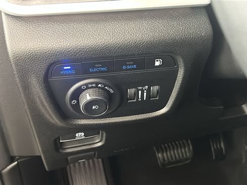 Used 2024 Jeep Grand Cherokee Limited 4xe AWD/4WD image 23