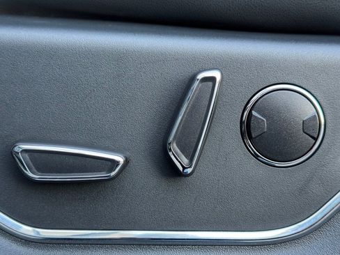 Used 2022 Ford Expedition Platinum image 20