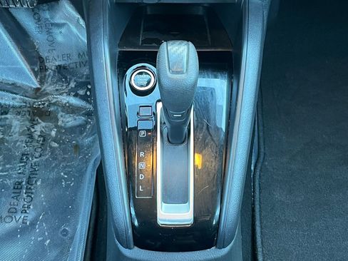 Used 2025 Nissan Versa SV image 37