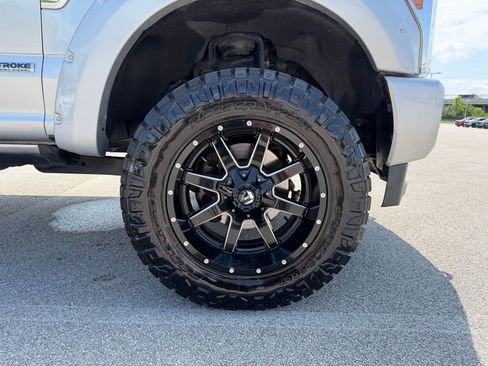 Used 2018 Ford F250 Platinum w/ Platinum Ultimate Package AWD/4WD image 12