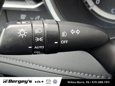 Used 2023 Toyota Highlander XSE AWD/4WD image 28