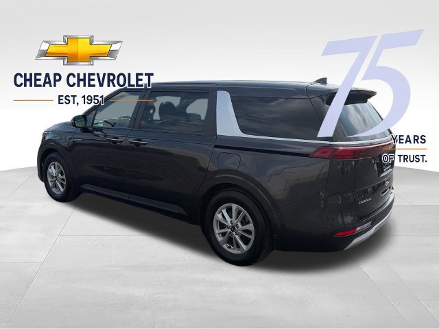 Used 2024 Kia Carnival LX FWD image 3