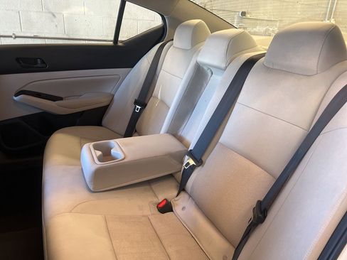 Used 2023 Nissan Altima 2.5 SV AWD/4WD image 22
