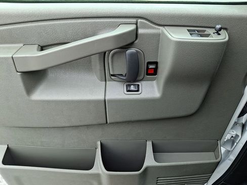 Certified 2024 GMC Savana 2500 w/ Driver Convenience Package RWD image 12