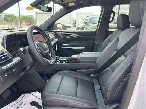 New 2026 Chevrolet Traverse LT FWD image 15