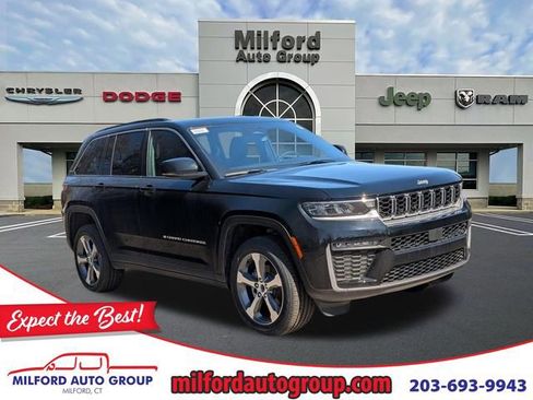 New 2026 Jeep Grand Cherokee Limited image 1