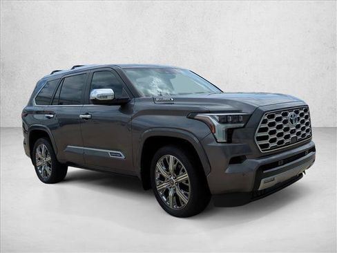 Certified 2024 Toyota Sequoia Capstone AWD/4WD image 3