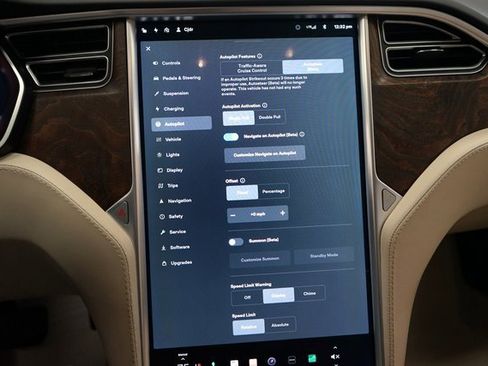 Used 2017 Tesla Model S 75 image 34