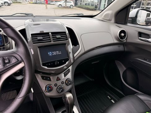 Used 2015 Chevrolet Sonic LTZ FWD image 33
