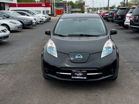 Used 2014 Nissan Leaf S w/ Charge Package FWD image 2