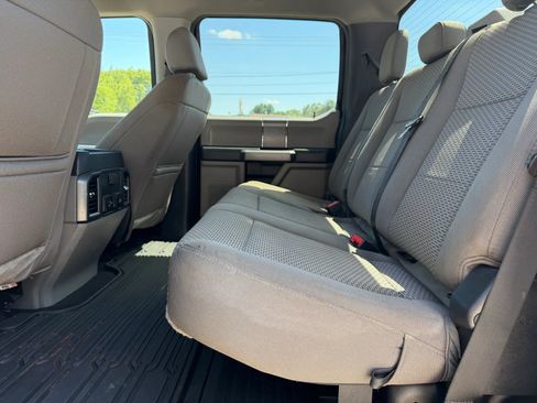 Used 2022 Ford F250 XLT w/ XLT Premium Package AWD/4WD image 22