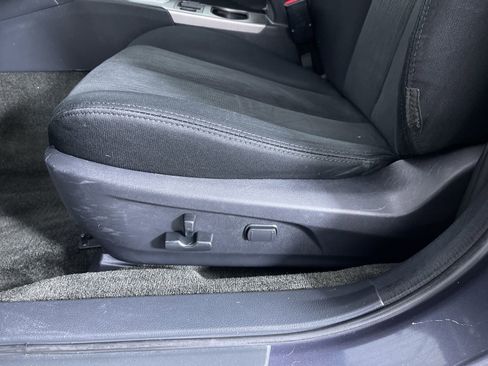 Used 2013 Subaru Legacy 2.5i Premium w/ All-Weather Pkg image 13