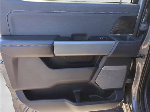 Used 2024 Ford F250 Lariat w/ Lariat Ultimate Package AWD/4WD image 25
